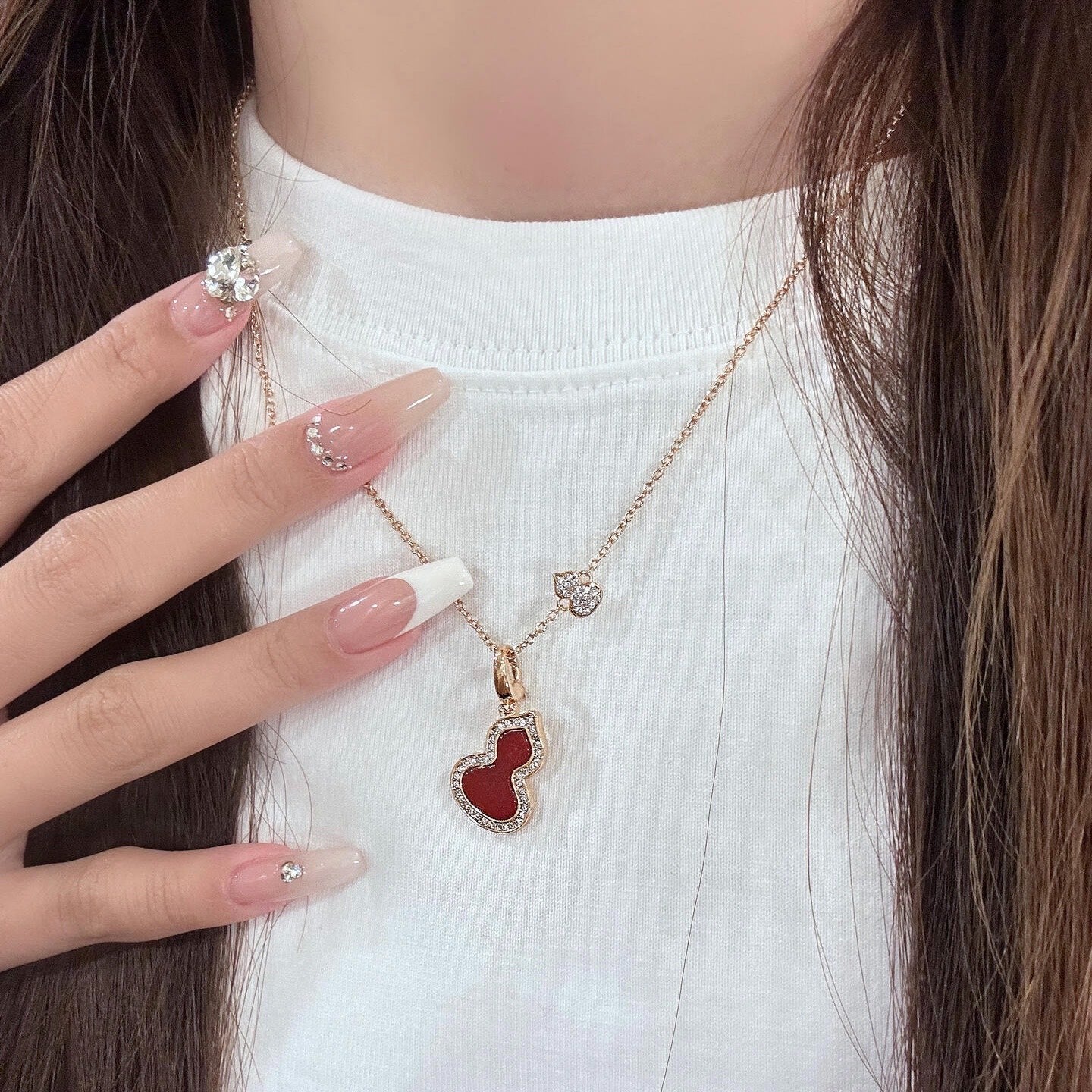 Qeelin Red Agate Gourd necklace