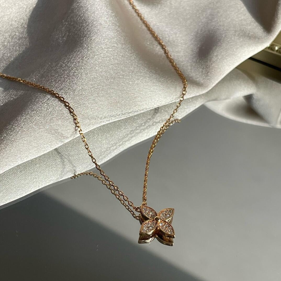 LV Four-leaf Clover necklace