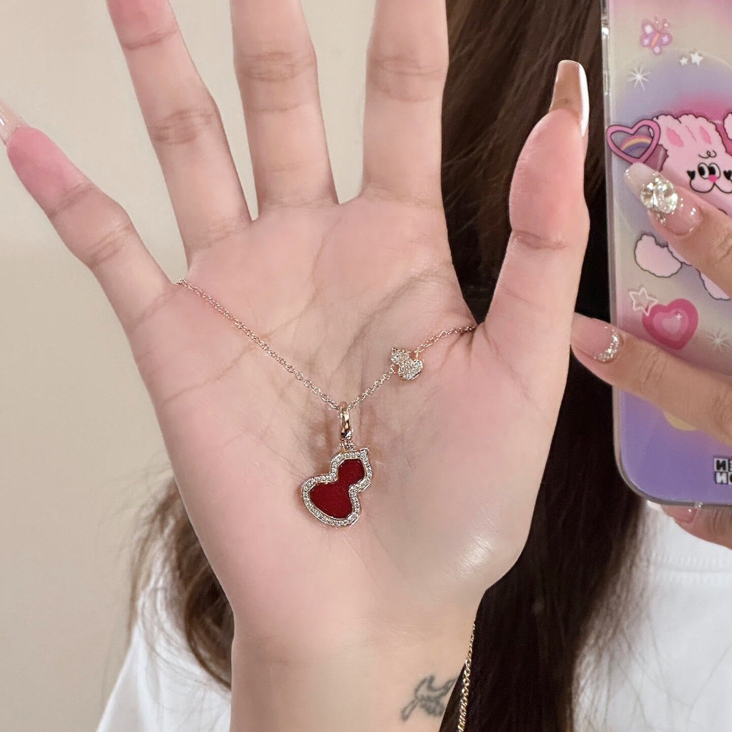 Qeelin Red Agate Gourd necklace