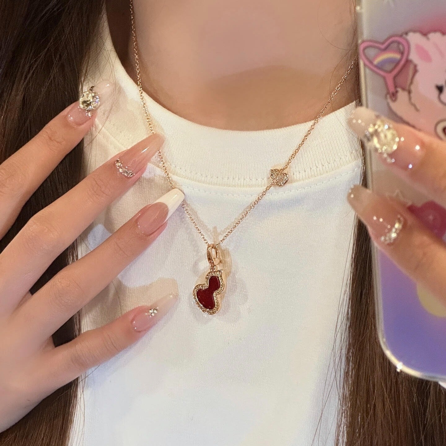 Qeelin Red Agate Gourd necklace