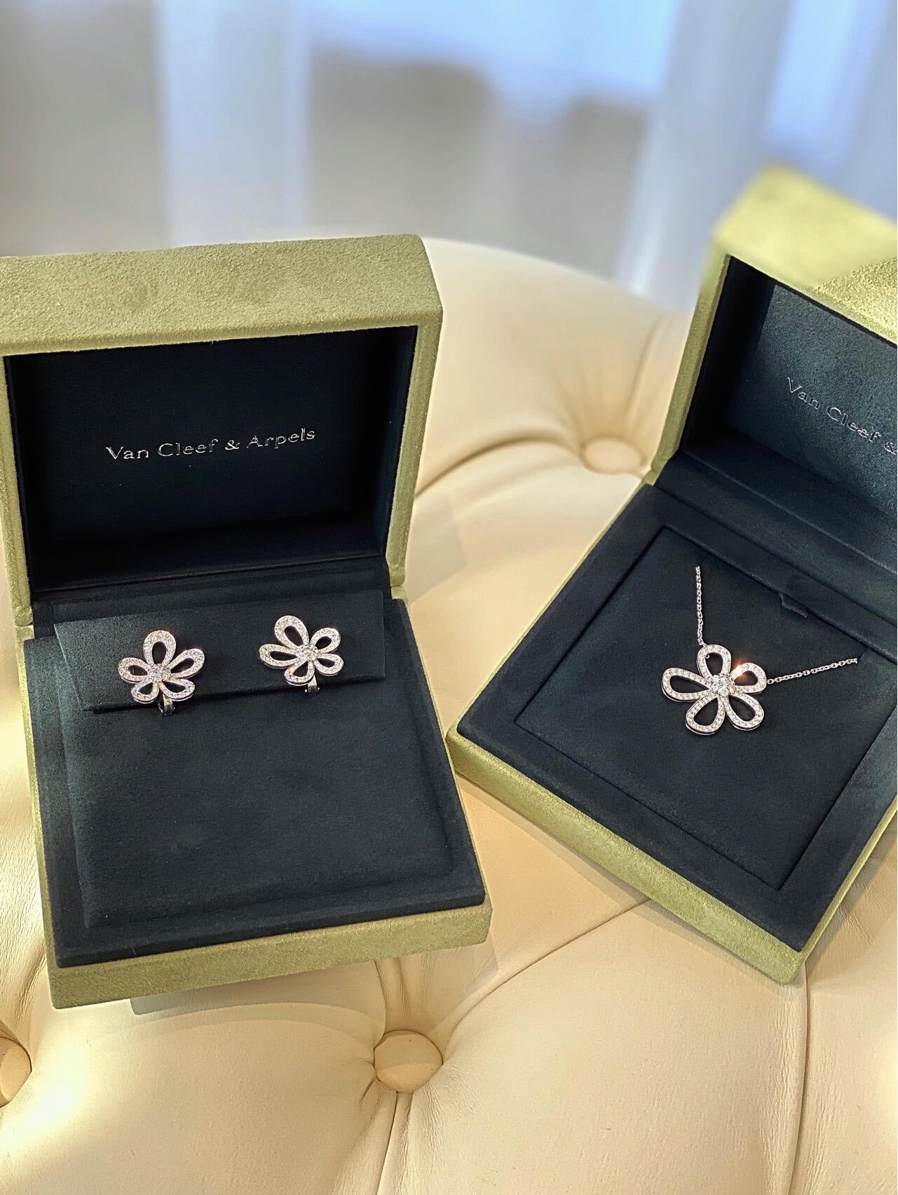 Van Cleef & Arpels large flower earrings