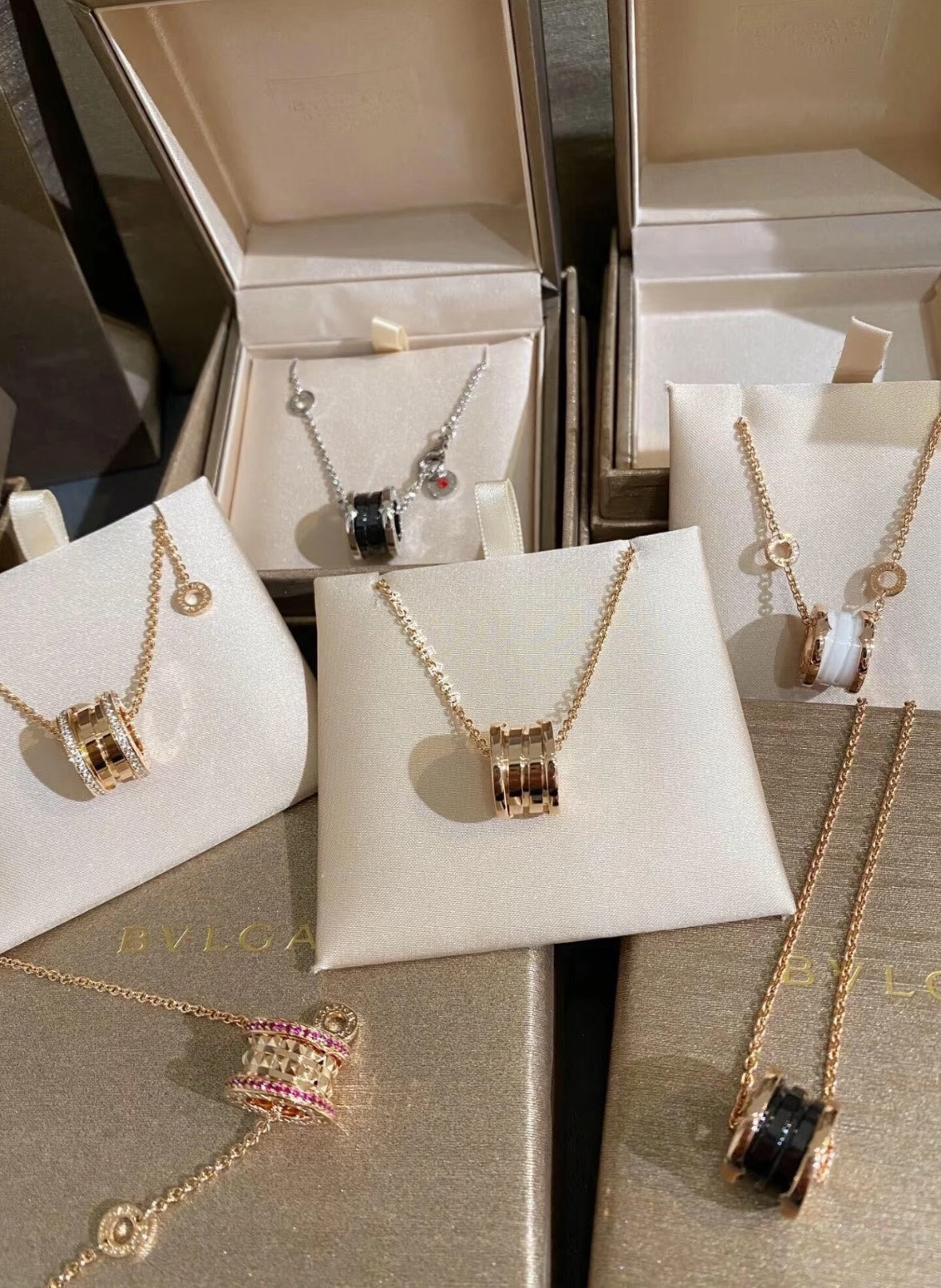 Bvlgari Spring necklace collection