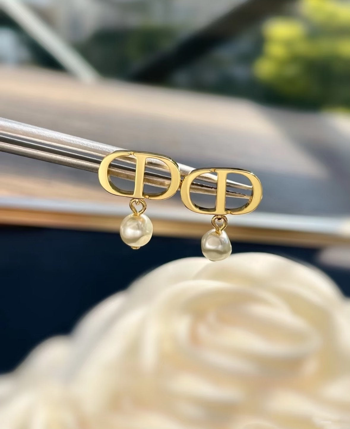 Dior CD pearl earrings