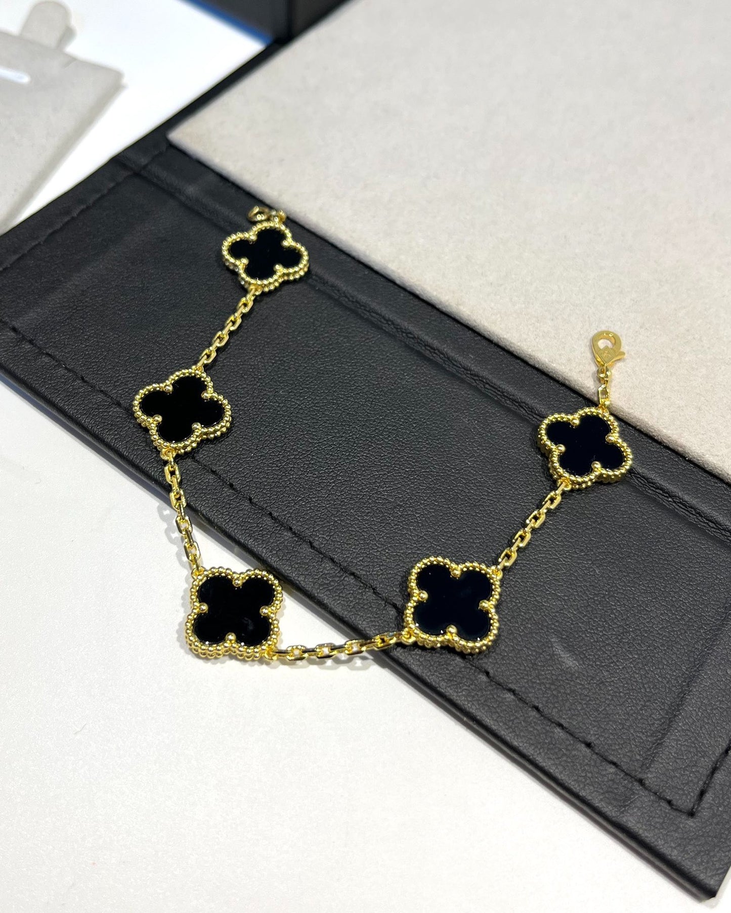 Van Cleef & Arples five-flower bracelet collection