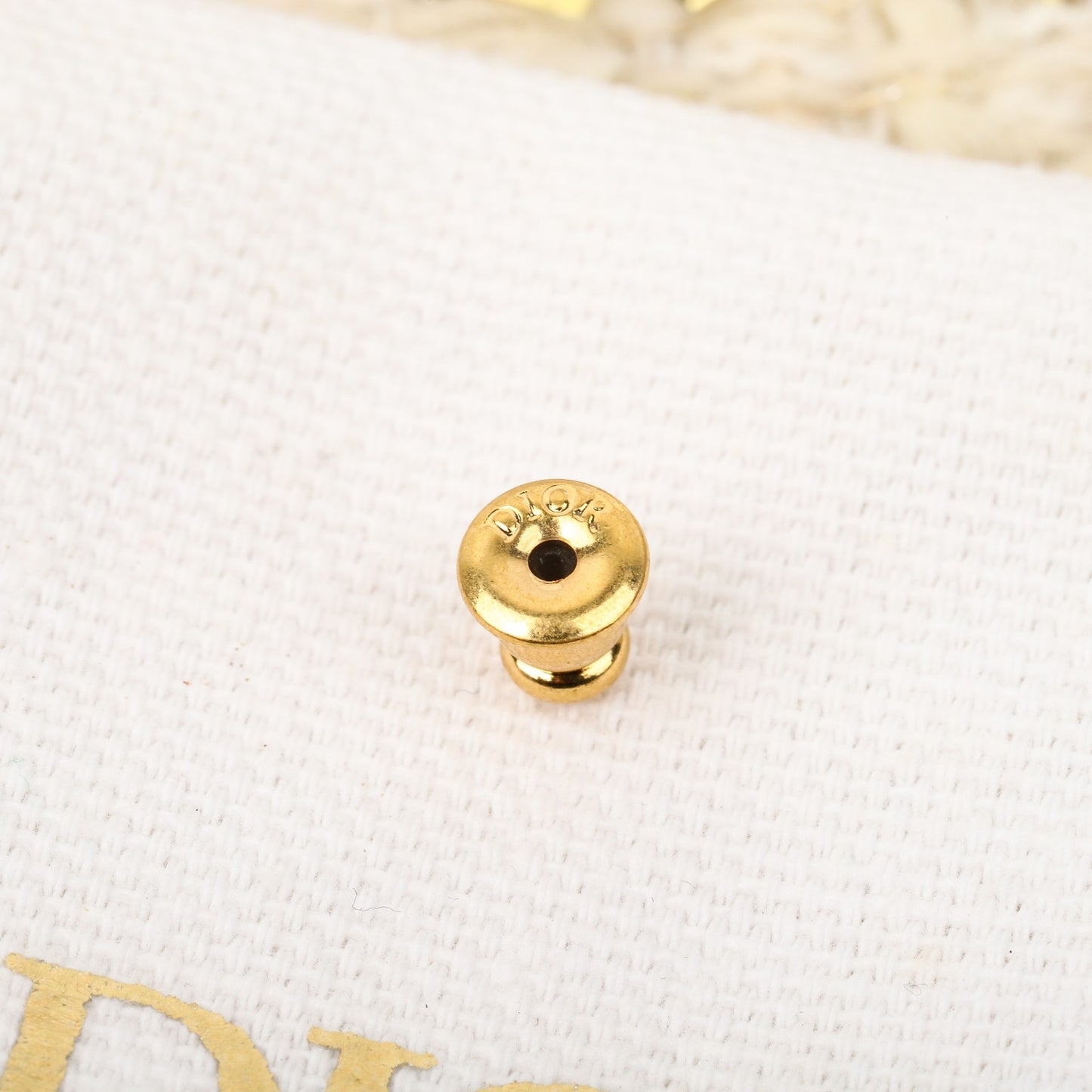 DiorCD Beehive earrings